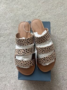 Universal Thread Brown Leopard-Pattern Triple Strap Slide Sandals Sammi 7.5